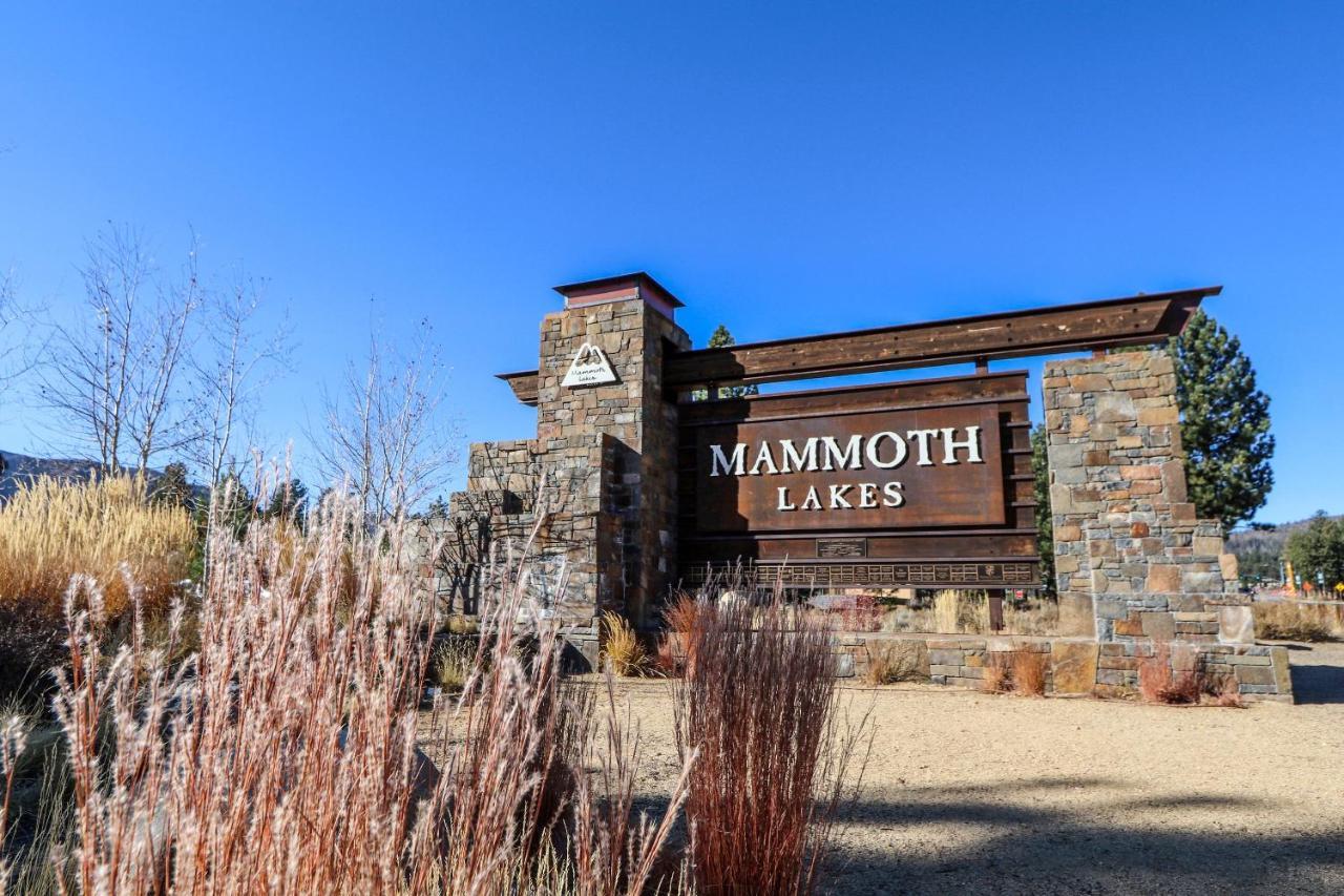 Mammoth Green 118 Located On Sierra Star Golf Course, Private Patio, Summer Pool Condo ماموث لاكيس المظهر الخارجي الصورة
