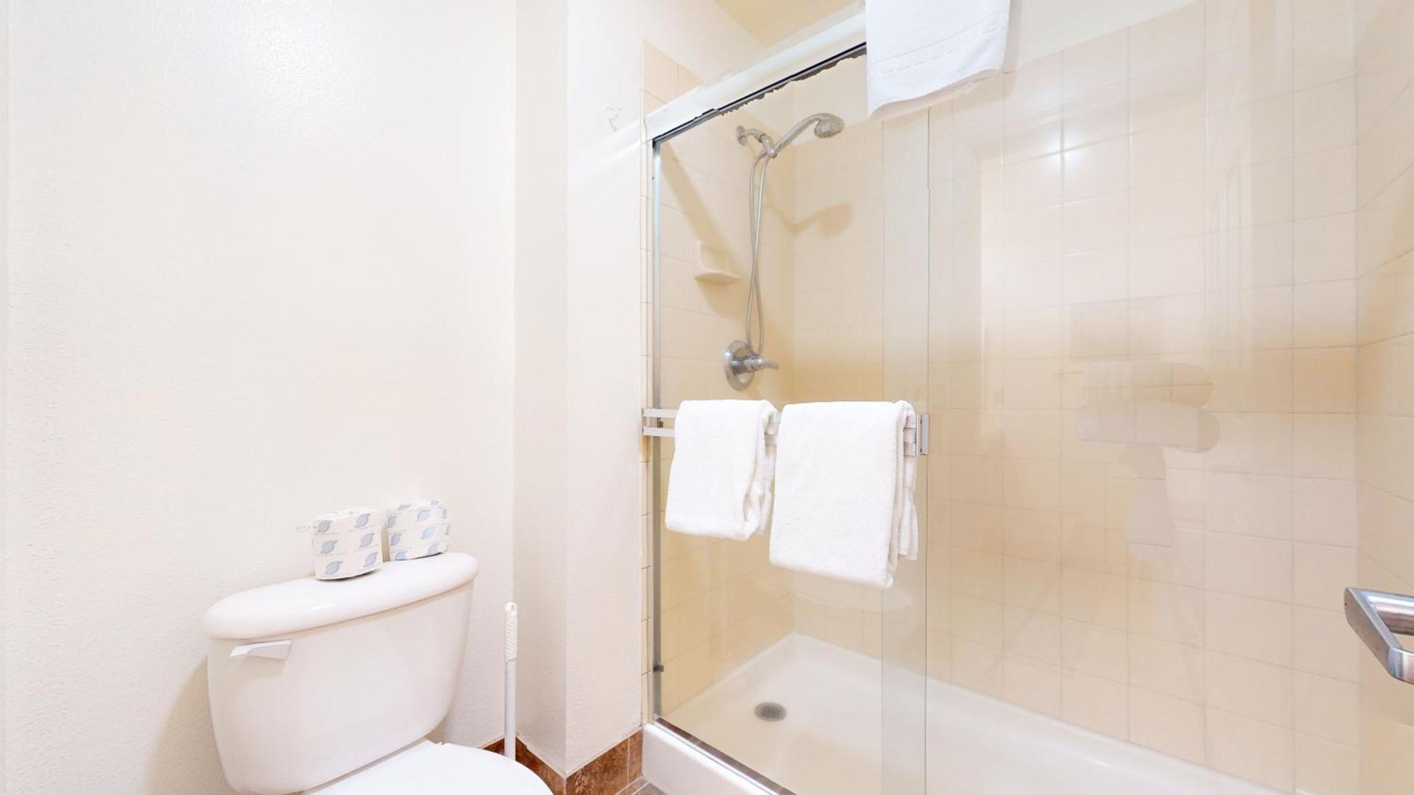 Mammoth Green 118 Located On Sierra Star Golf Course, Private Patio, Summer Pool Condo ماموث لاكيس المظهر الخارجي الصورة