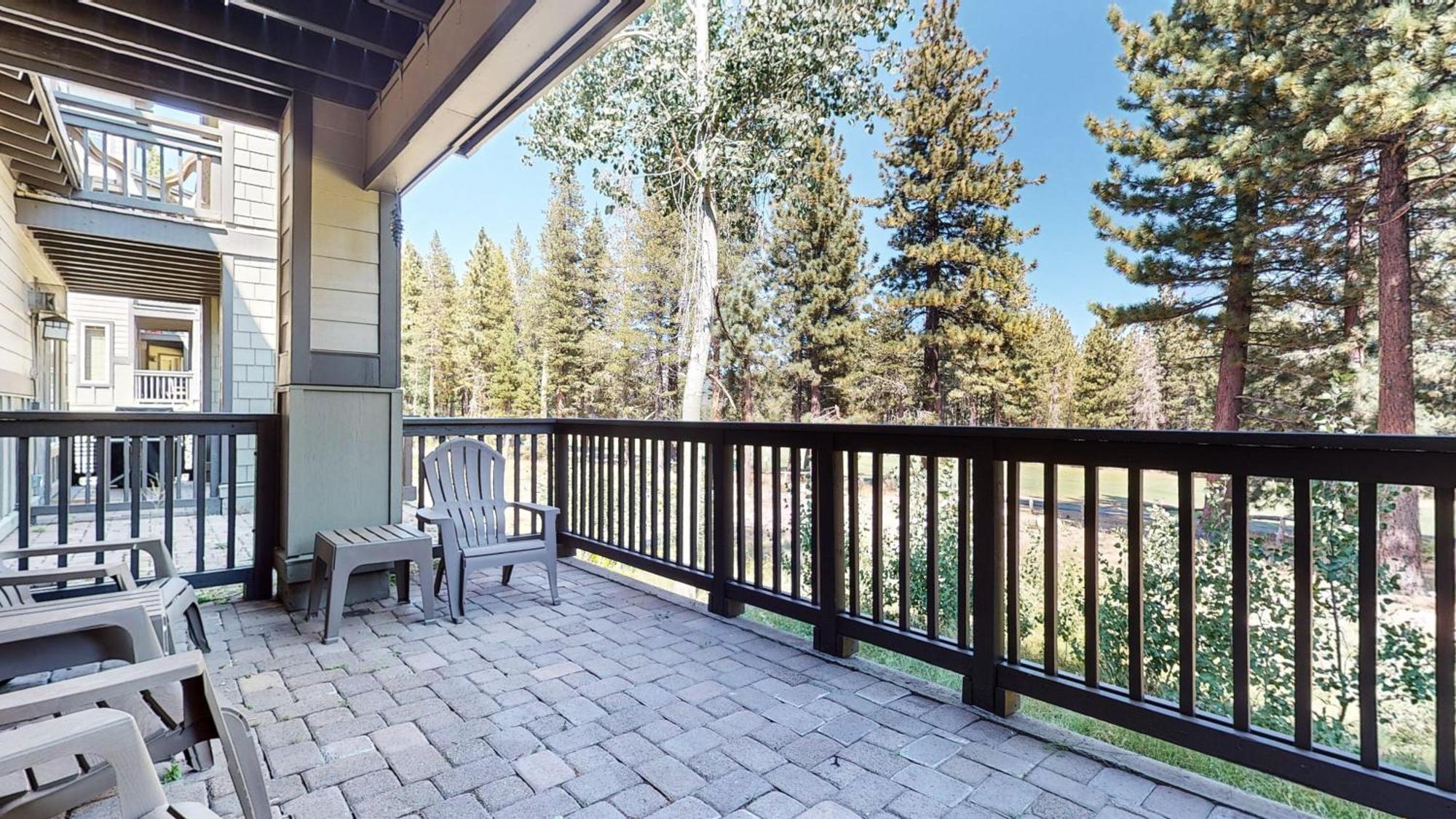 Mammoth Green 118 Located On Sierra Star Golf Course, Private Patio, Summer Pool Condo ماموث لاكيس المظهر الخارجي الصورة